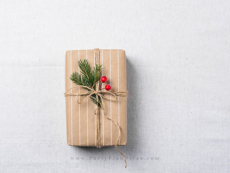 Mastering Holiday Customer Service for Direct Sellers